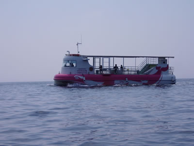 090 090